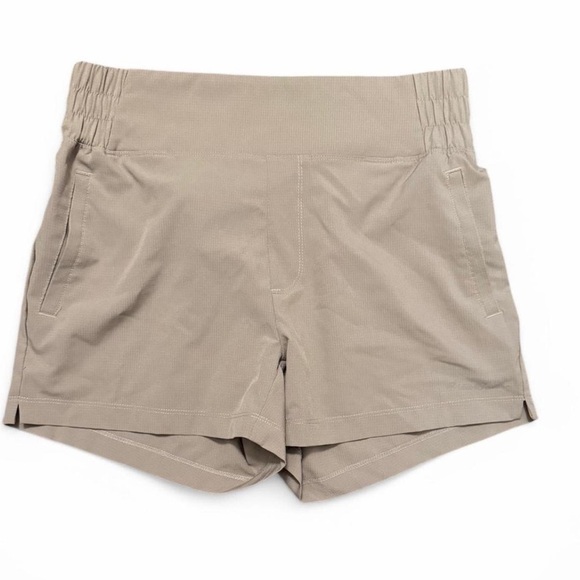 Eddie Bauer Pants - Women's Eddie Bauer Tan performance shorts. Size Small